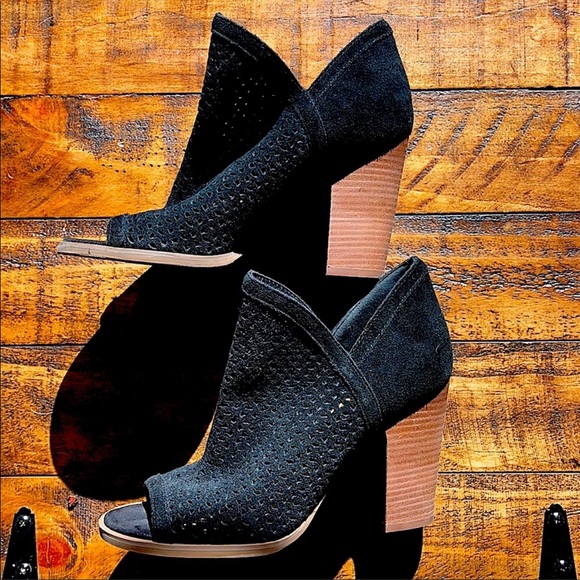 Lucky Brand Open Toe Black Bootie sz 7 - Picture 2 of 6